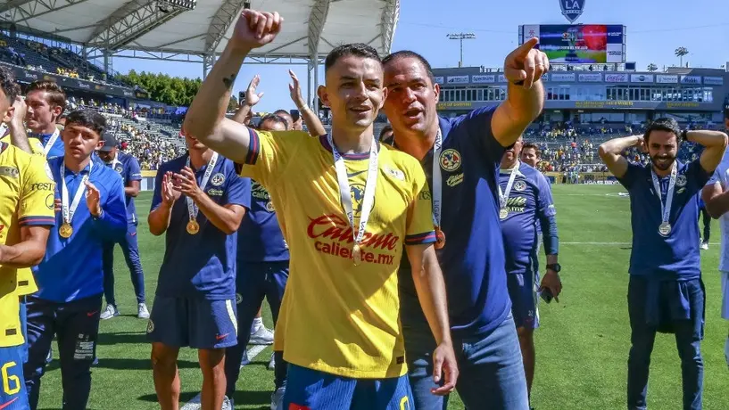 André Jardine desconoce si América tiene oferta por Álvaro Fidalgo