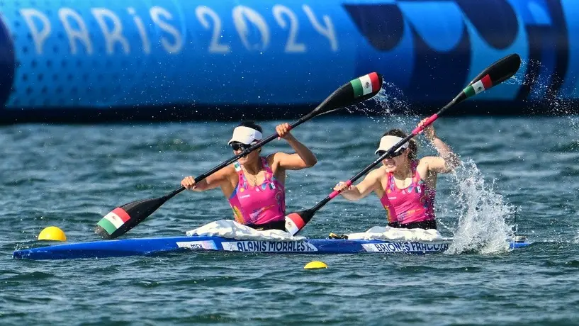 Karina Alanís y Beatriz Briones terminan quintas en Canotaje Sprint y se quedan sin chance de medalla