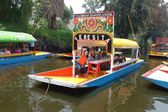 Suben costos de trajineras, mariachis y hasta de cervezas en Xochimilco ¡Tenemos las nuevas tarifas!