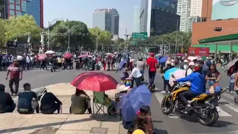 Maestros de la CNTE colapsan vialidades de la Ciudad de México con sus marchas