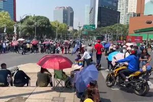 Maestros de la CNTE colapsan vialidades de la Ciudad de México con sus marchas