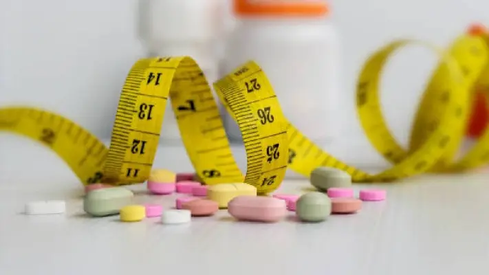 Cofepris alerta por uso de fármacos para bajar de peso