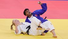 ¡A Cuartos de Final! Prisca Awiti elimina a Szymanska en un duelo intenso en París 2024