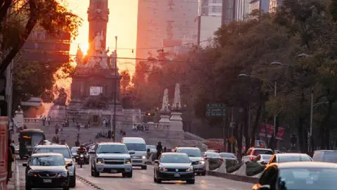 Hoy No Circula: Evita multas y checa cuáles vehículos deben descansar