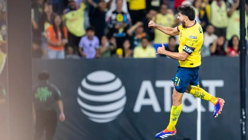 ¡Otro logro! Henry Martin igualó a José Zague entre los goleadores de América