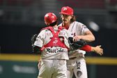 Diablos Rojos aplastan 10-2 a los Piratas de Campeche y empatan la serie