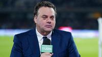 Aficionados en el Estadio Ciudad de los Deportes se la ‘mientan’ a David Faitelson en la Final
