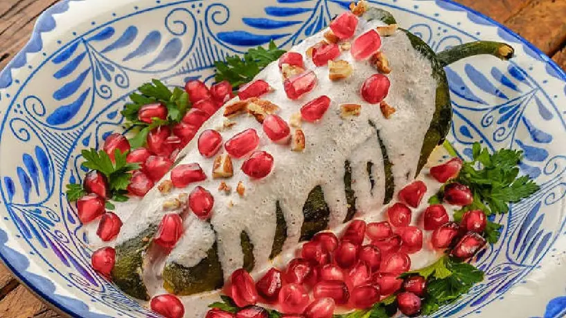 ¡Descubre cuándo comienza la deliciosa temporada de chiles en nogada!