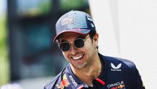 Excampeón de F1 tras ver que Checo Pérez sigue en Red Bull: 'Me sorprendió'
