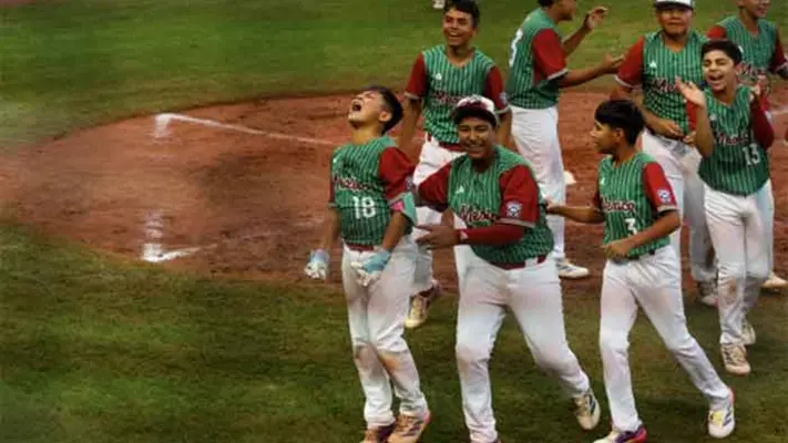 ¡Le negaron la visa! Madre de beisbolista mexicano no pudo ir a Williamsport