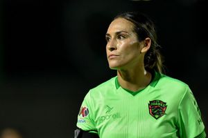 ¡De miedo! Supuesto fantasma se hace presente en partido de la Liga MX Femenil