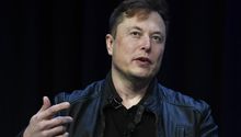 Elon Musk afirma que la inteligencia artificial terminará con los empleos