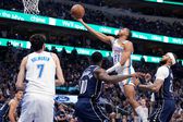 Dallas Mavericks doblega al Thunder y pone 1-2 la serie