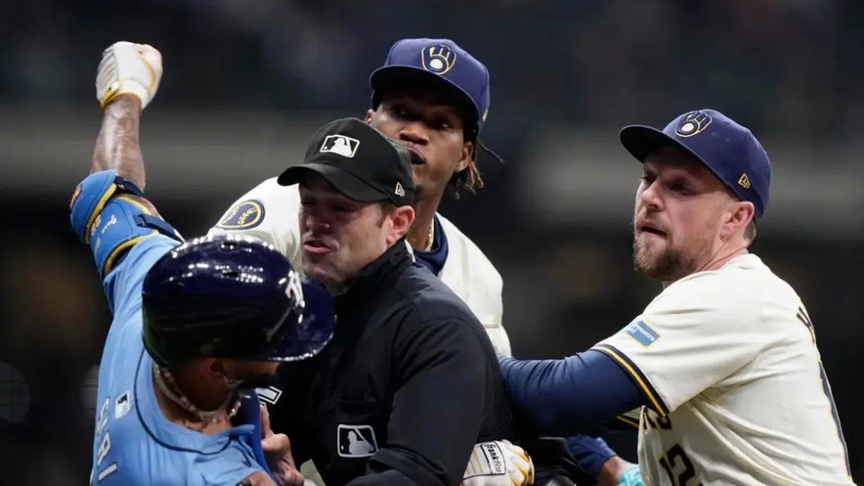 ¡Se prendió el cerro! Milwaukee y Rays protagonizan tremenda bronca en juego de MLB