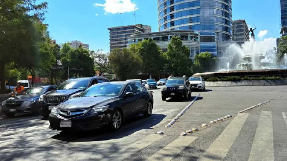 Hoy No Circula: ¿Qué vehículos descansan este martes 20 de agosto?
