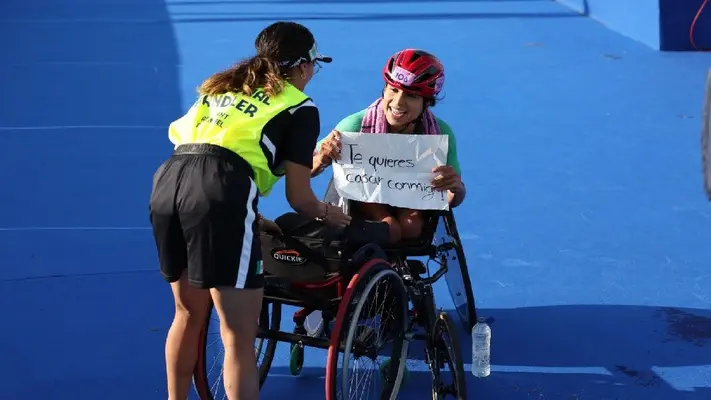 ¡En la Ciudad del Amor! Brenda Osnaya propone matrimonio a su novia en París 2024