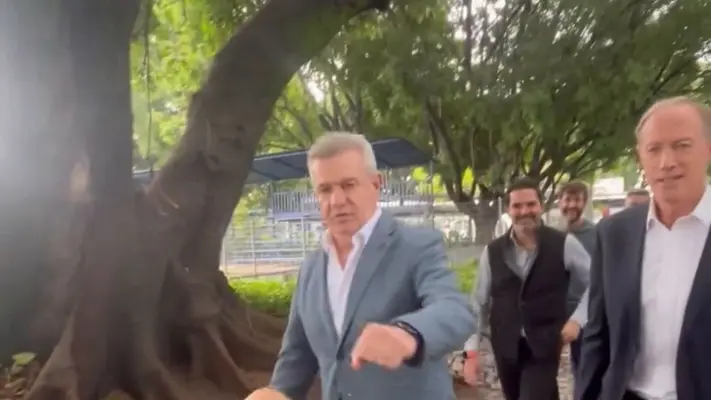 ¡Visita al Rebaño! Javier Aguirre presente en el entrenamiento de Chivas
