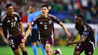 ¿Cómo le ha ido a México cuando enfrenta a clubes en vez de Selecciones?