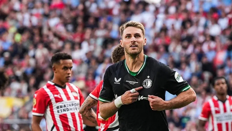 ¿A la Premier? Nottingham Forest está interesado en fichar a Santiago Giménez