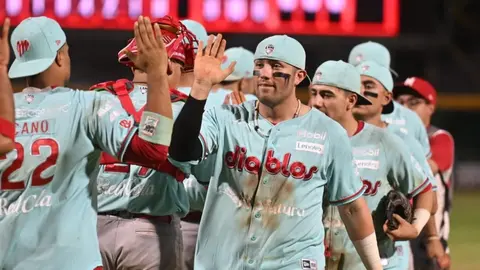 ¡No hay rival! Diablos Rojos barre a Leones de Yucatán y suma nueve victorias seguidas