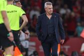 Aficionados de Mallorca le lloran a Javier Aguirre y explotan contra la directiva: 'Sois unos miserables'
