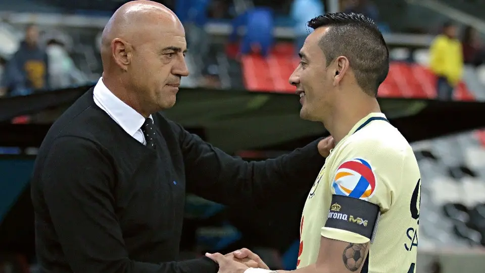 ¡Ni en las cánicas! ‘El Chelís’ revela haber perdido apuesta con Rubens Sambueza