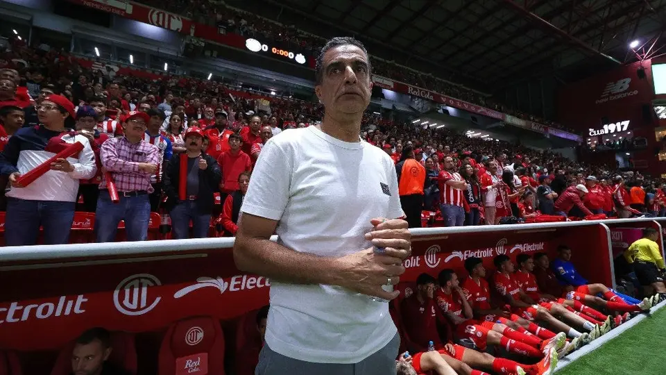 ¿Se va? Paiva revela el futuro de Maxi Araújo: 'El mercado está abierto'
