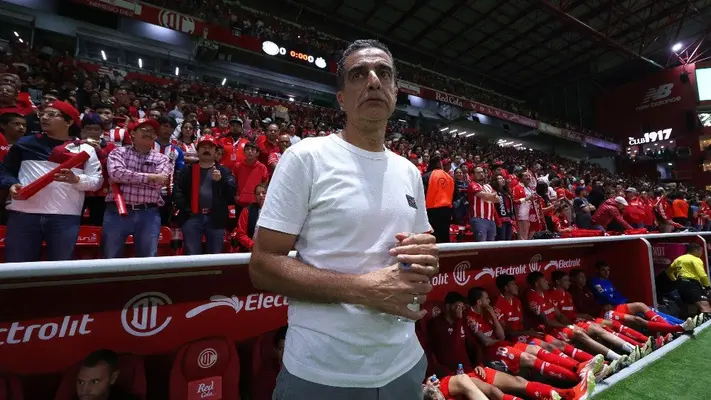 ¿Se va? Paiva revela el futuro de Maxi Araújo: 'El mercado está abierto'