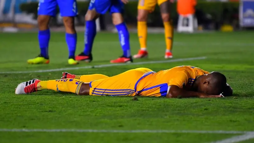 Luis Quiñones y Samir Caetano: posibles sacrificados de Tigres con llegada de Pereira