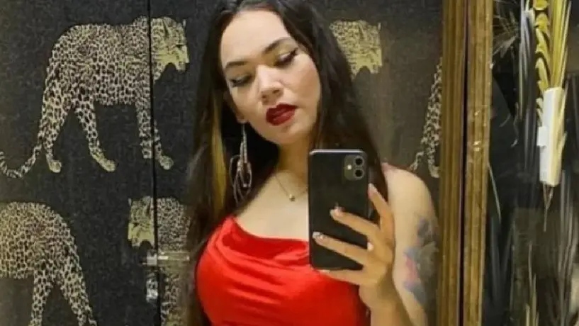 VIDEO: Joven rifa cita con ella y vende todos los boletos en menos de una hora