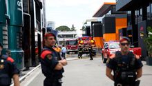 Hospitality de McLaren se incendia en el circuito del Gran Premio de España