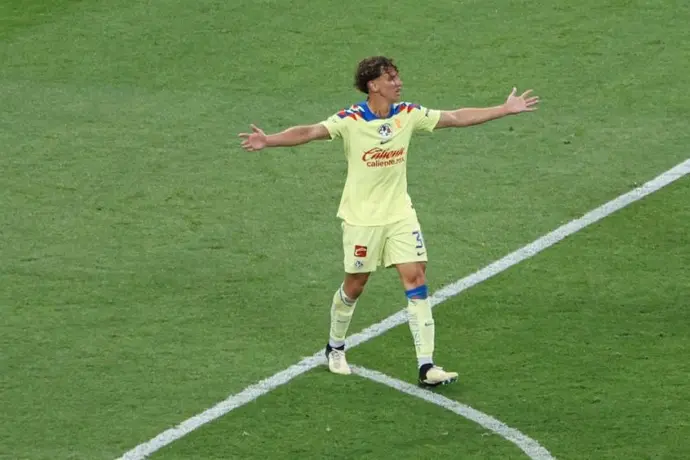 ¿Se queda en América? Lichnovsky compartió foto con Emilio Azcárraga previo a Final ante Cruz Azul
