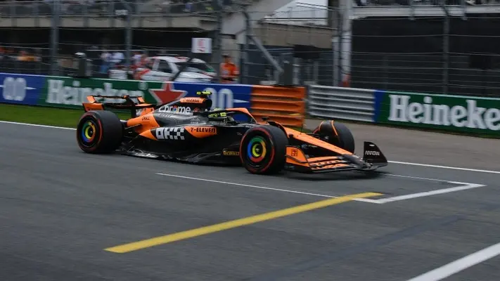 Norris le 'roba' la pole position a Verstappen en Países Bajos; Checo Pérez saldrá quinto