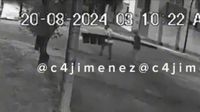 VIDEO: ¡Increíble! En el centro de Puebla, ¡roban un semáforo!