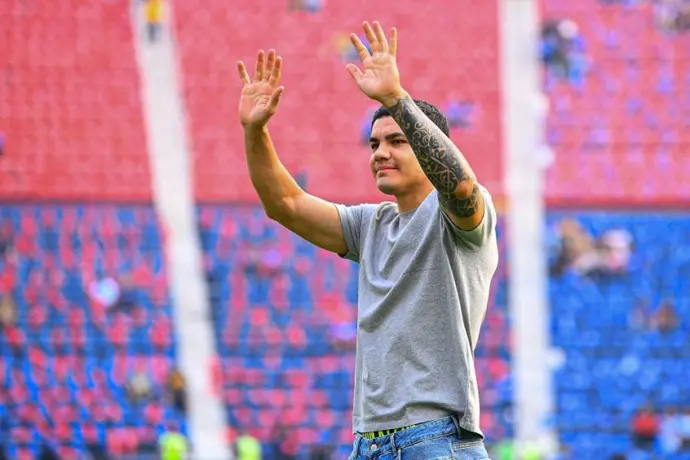 Gabriel 'Toro' Fernández asistió a apoyar a Cruz Azul ante Pumas