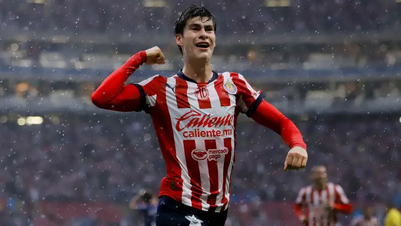 Chivas: 'Hormiga' González de los canteranos con mejores números luego del debut con el Rebaño