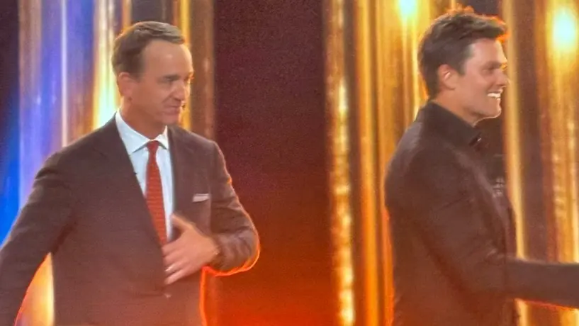 Tom Brady se 'burló' de Peyton Manning durante su roast: "Vives a mi sombra"