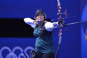 París 2024: Alejandra Valencia celebró su pase a Octavos de Final a pesar de sufrimiento