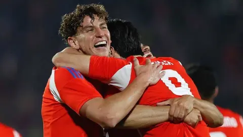 ¿Igor Lichnosvky se queda en América y ventila refuerzo?