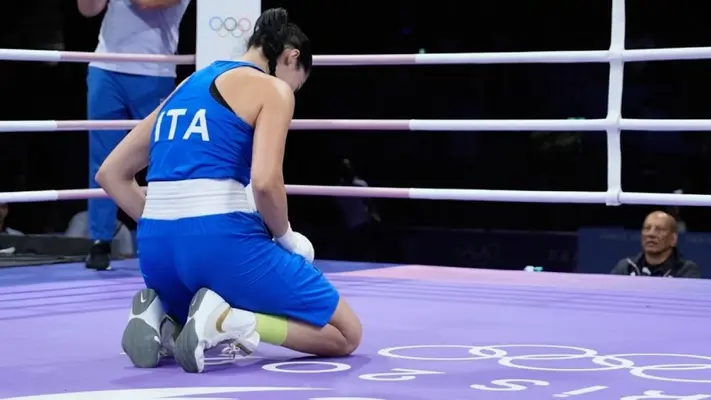 París 2024: Angela Carini critica a COI tras combate ante Imane Khelif: "Nunca me habían golpeado tan fuerte"