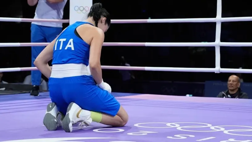 París 2024: Angela Carini critica a COI tras combate ante Imane Khelif: "Nunca me habían golpeado tan fuerte"