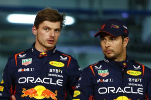 ‘Checo’ Pérez y Max Verstappen son nombrados la ‘Pareja del año’