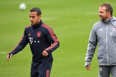 ¡Volverá a casa! Thiago Alcántara, a detalles de ser auxiliar técnico de Hansi Flick en Barcelona