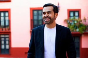 Máynez elogia a Anselmi, alaba a Ricardo LaVolpe en redes y este le agradece