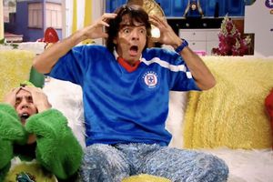 Eugenio Derbez manda mensaje a Cruz Azul antes de la Final ante América: "No la vayan a cruzazulear"