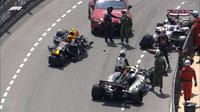 Checo Pérez abandona el Gran Premio de Mónaco en la salida por incidente con los Haas