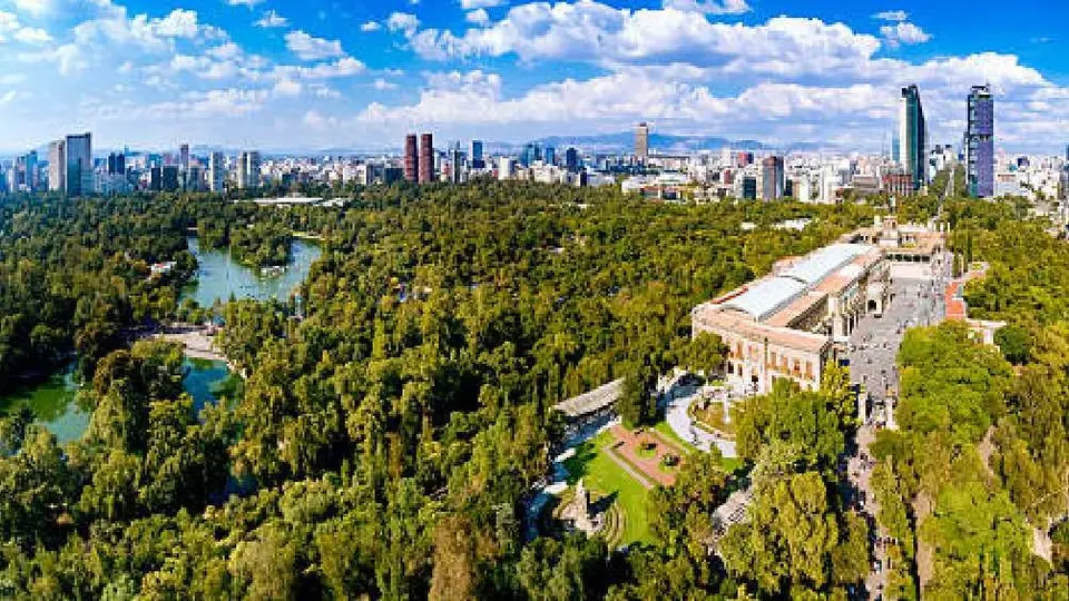 ¿Venderán una parte de Chapultepec? Esto se sabe