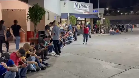 Ciudadanos hacen filas desde anoche para votar en las elecciones de este 2 de junio