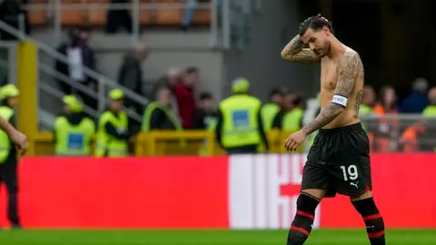 ¿El remplazo de Davies? Bayern apunta a fichar a Theo Hernández en el mercado de verano