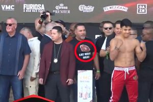 ¡Sigue la novela! De la Hoya se burla de Canelo Álvarez con polémica playera